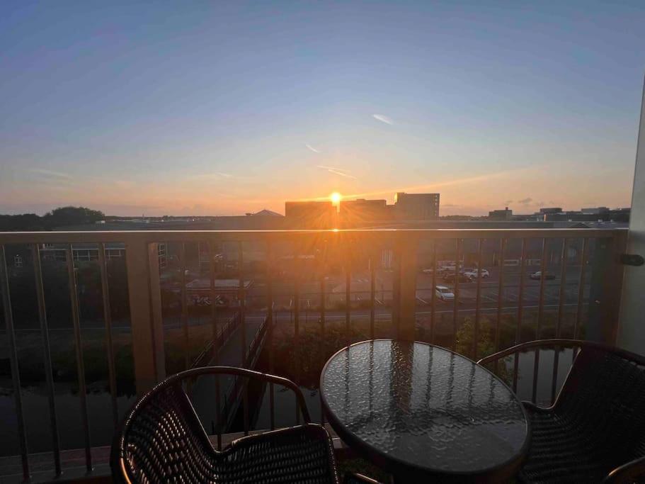 Lincoln View Sleeps 4 Balcony Self Check-In Daire Dış mekan fotoğraf