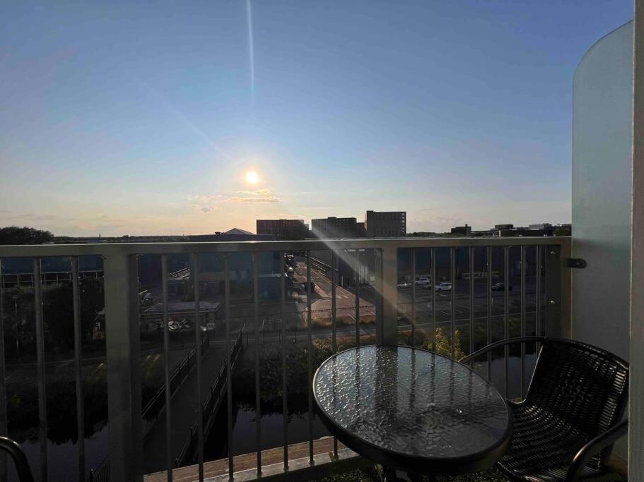 Lincoln View Sleeps 4 Balcony Self Check-In Daire Dış mekan fotoğraf